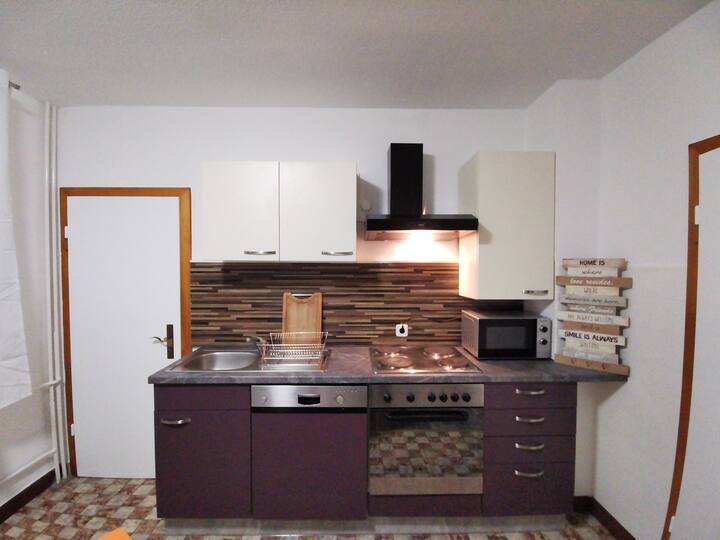 60qm Erdgeschoss  2 Schlafzimmer 𝔸𝕝𝕥𝕖 𝔹ä𝕔𝕜𝕖𝕣𝕖𝕚 - Bad Laasphe