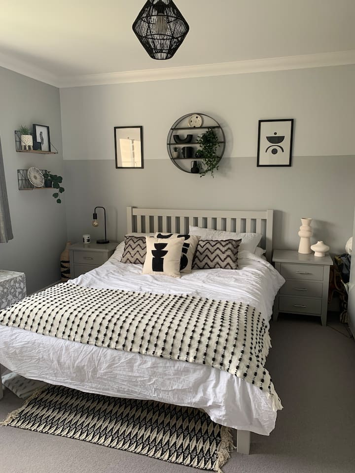 غرفة النوم 2