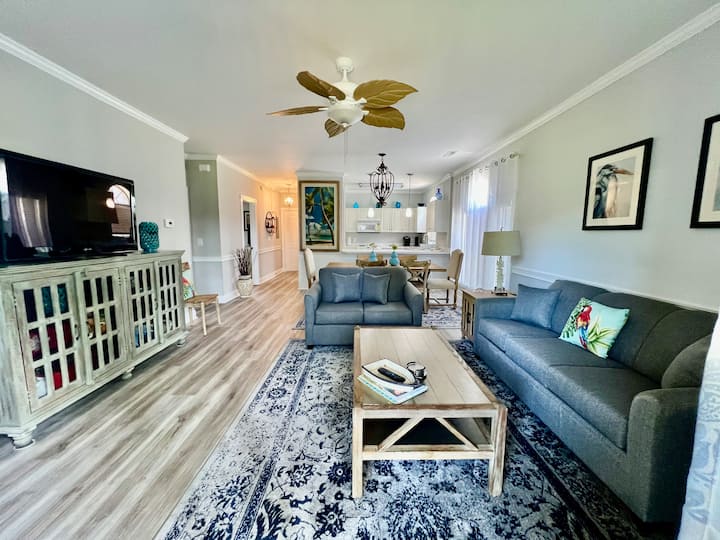 Myrtlewood Condo 1 Mile To Beach - Feel At Home. - Myrtle Beach