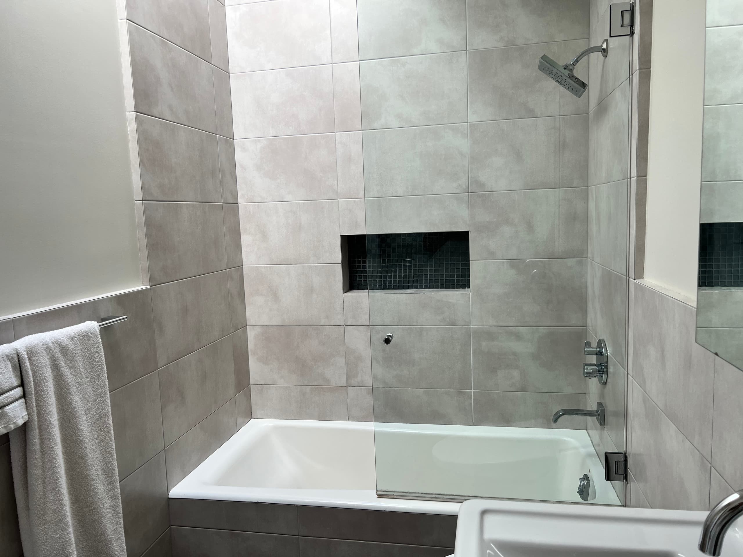 Guesthouse in San Francisco · ★4.2 · 4 bedrooms · 4 beds · 3.5 baths - Image 35