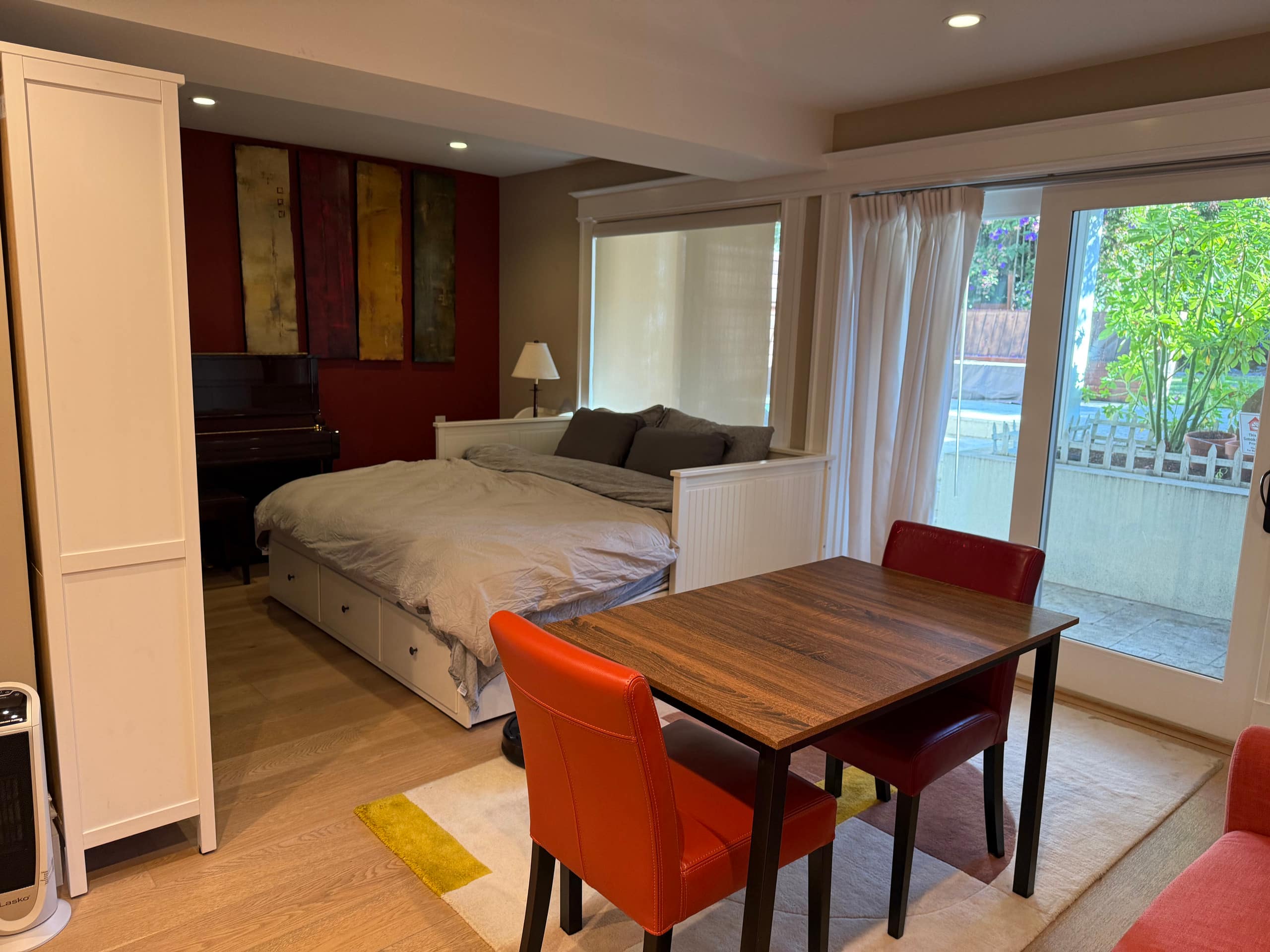 Home in San Francisco · ★4.9 · 5 bedrooms · 5 beds · 4.5 baths - Image 7