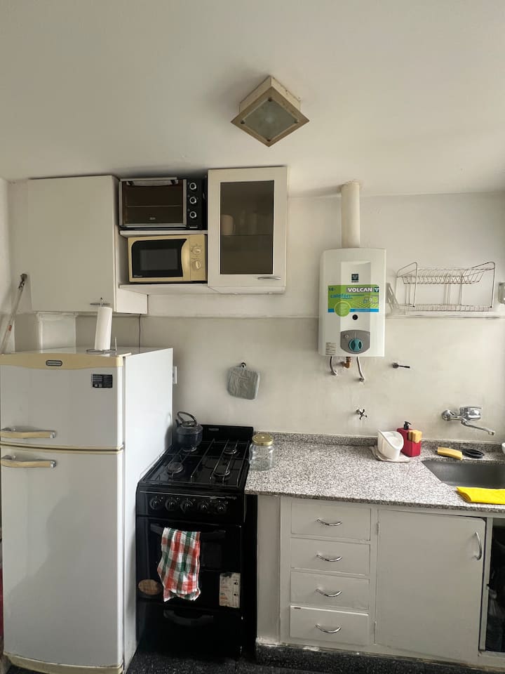 Kitnet mobiliada em Caballito