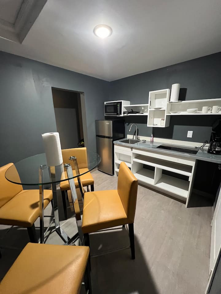 Stylish 2 Bedroom Apartment - Rockford, IL