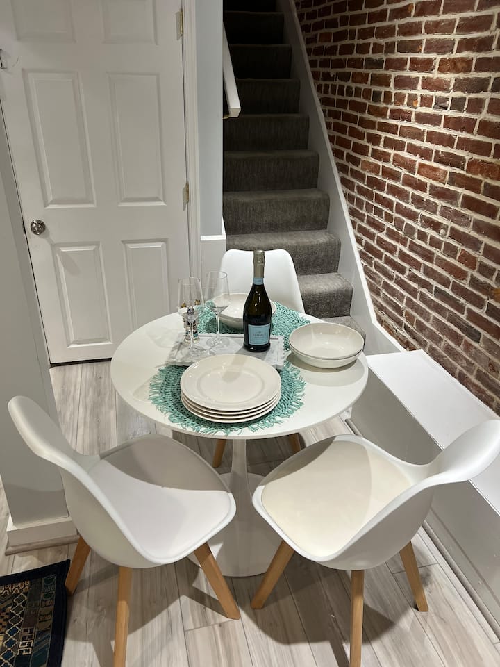 Comfort & Convenience On Capitol Hill - Capital One Arena