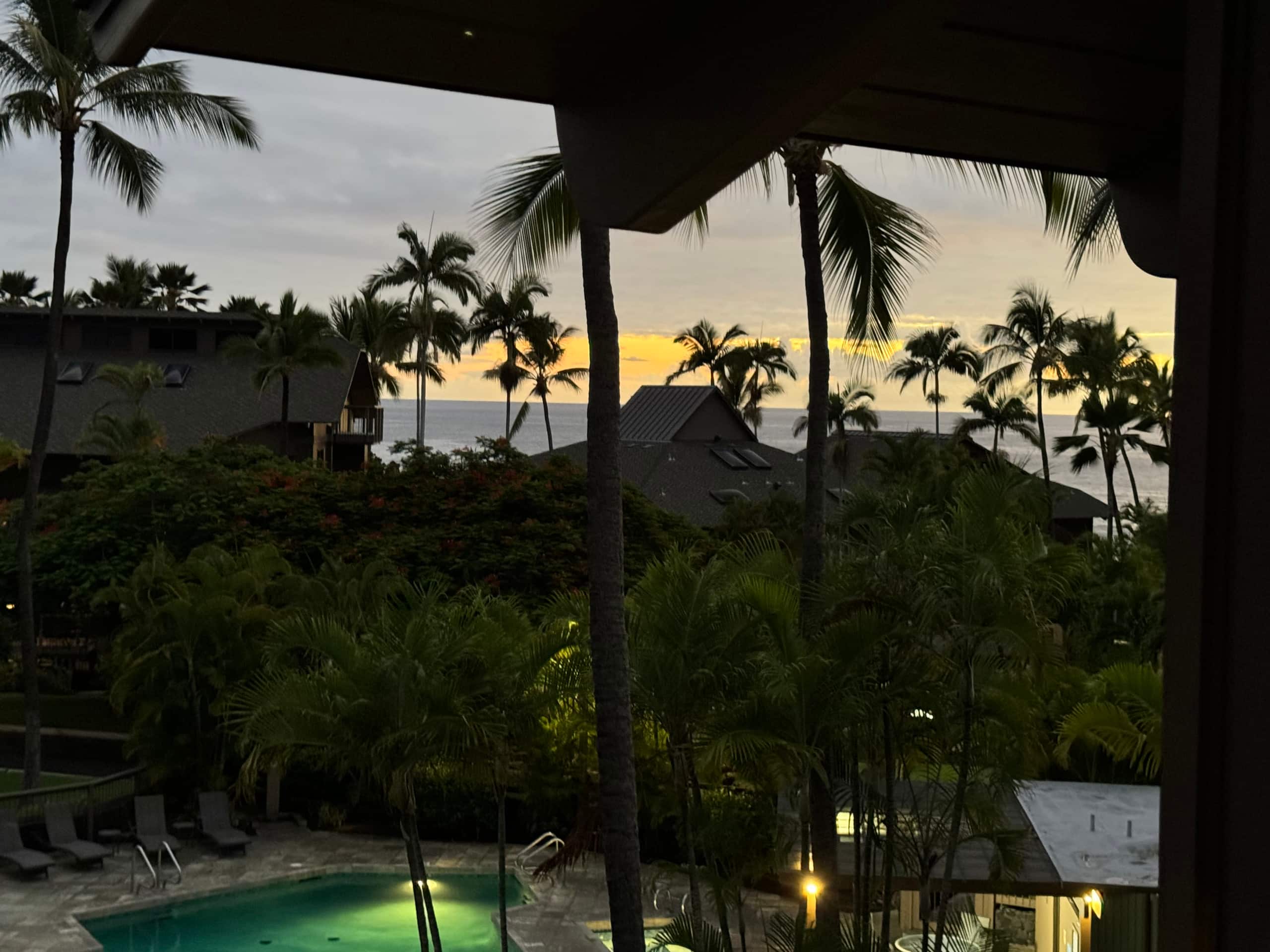 Home in Kailua-Kona · ★5.0 · 3 bedrooms · 7 beds · 2 private baths - Image 48