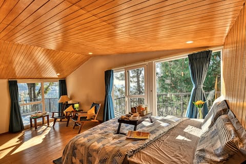 Hillside Cabin Cozy 2BHK BY 8MH Kasauli| Dharampur