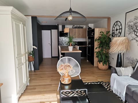 Successful Airbnb property: Apartment on Plage des Dames in Concarneau