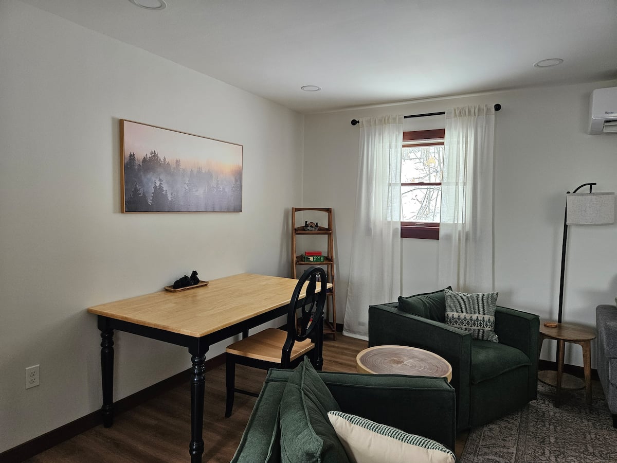 Reviews Backdrop