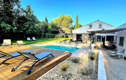 Villa l'Estef: pool, petanque -10 guests