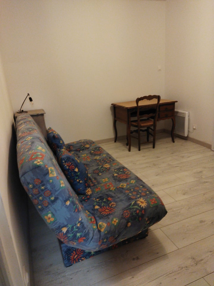 غرفة النوم 2