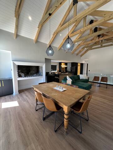 Mzuri Avenue , Somerset West gallery image 5