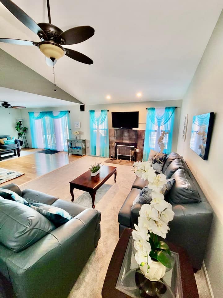 غرفة المعيشة