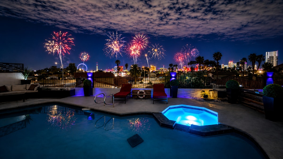 Luxe King Suite