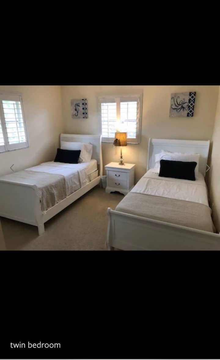 ორსაძინებლიანი
 