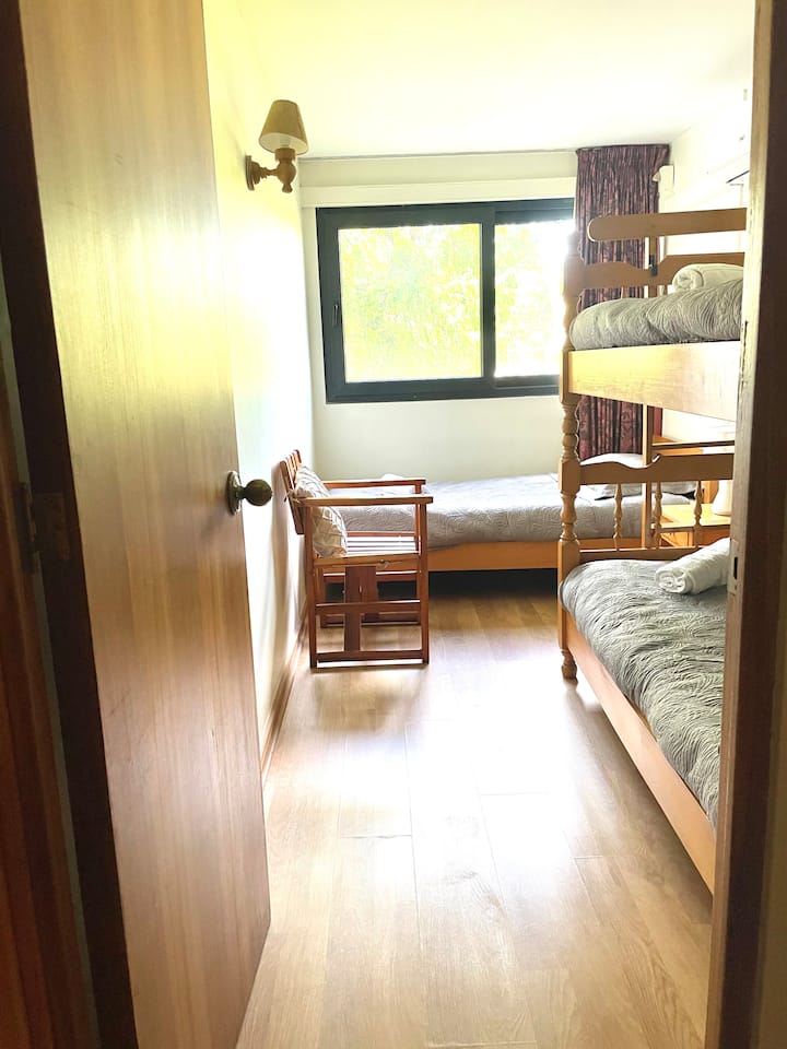 Schlafzimmer 2