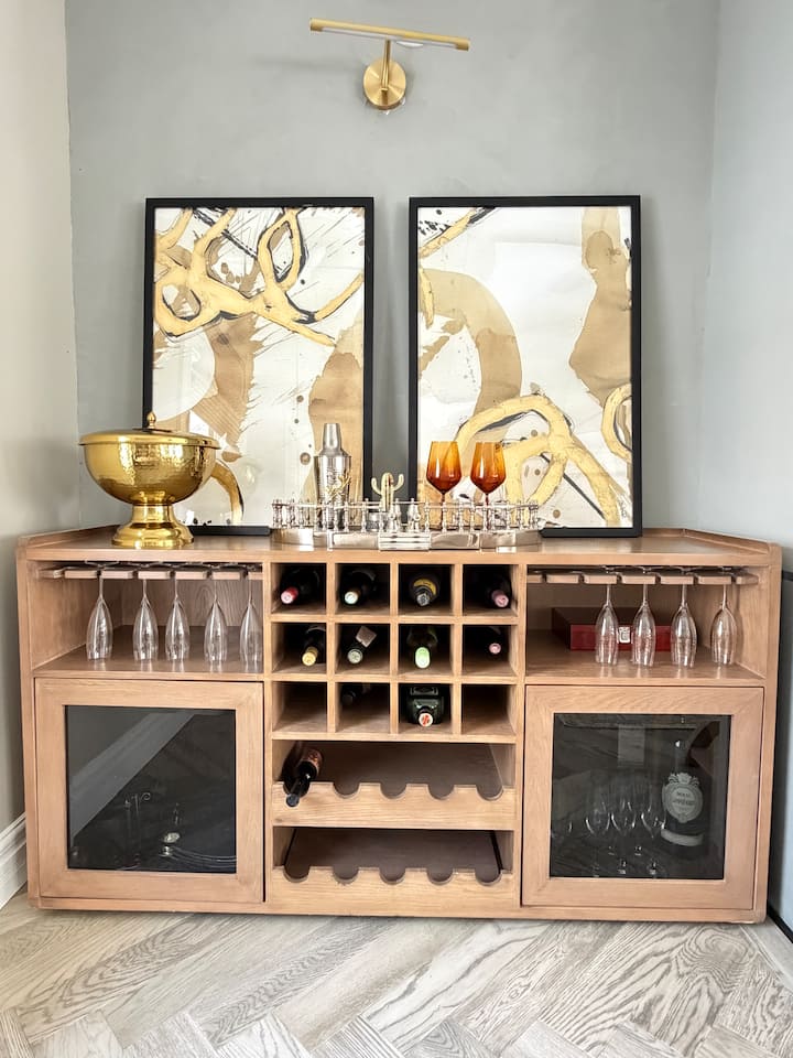 Kitchen & Dining — photo 3