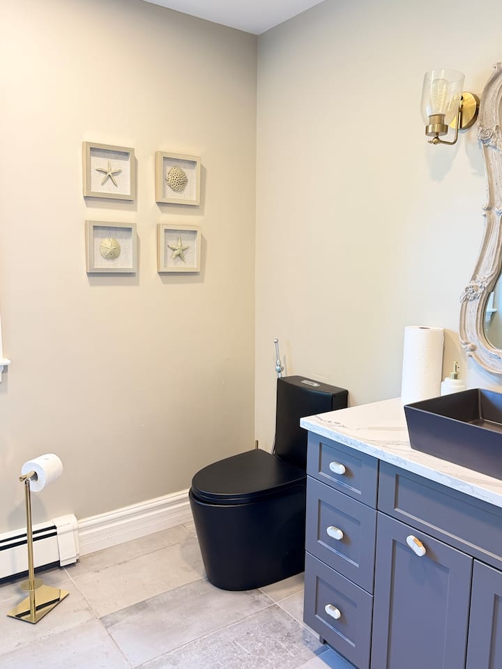 Bathrooms — photo 8