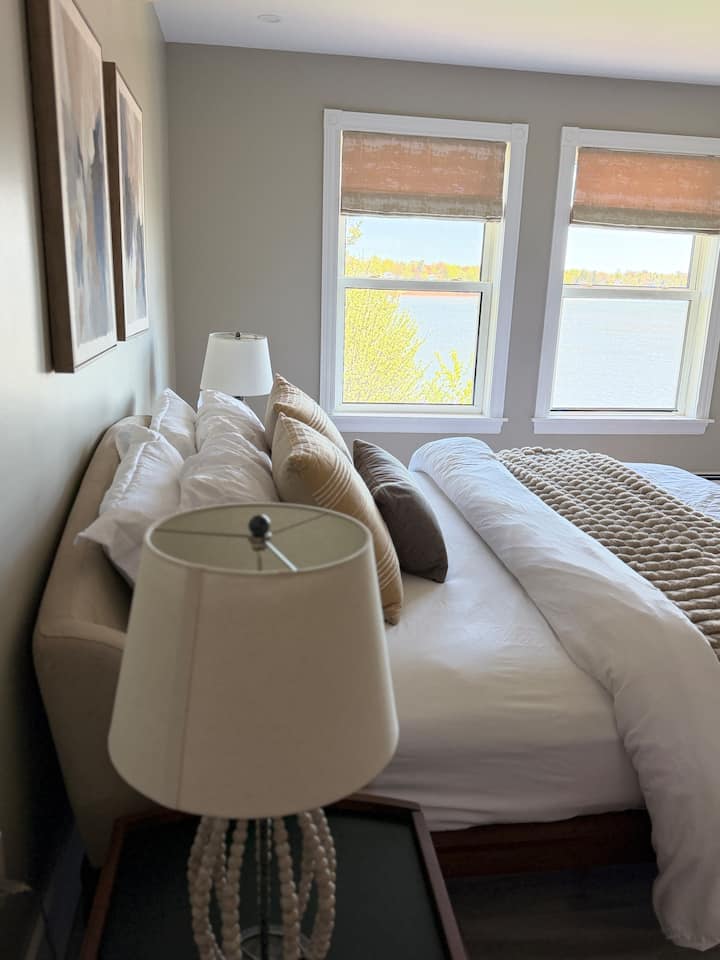 Bedrooms — photo 21