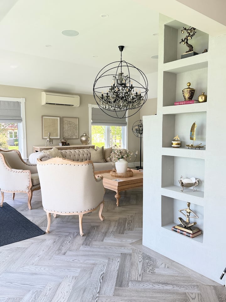 Living Areas — photo 17