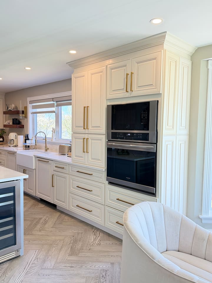 Kitchen & Dining — photo 26