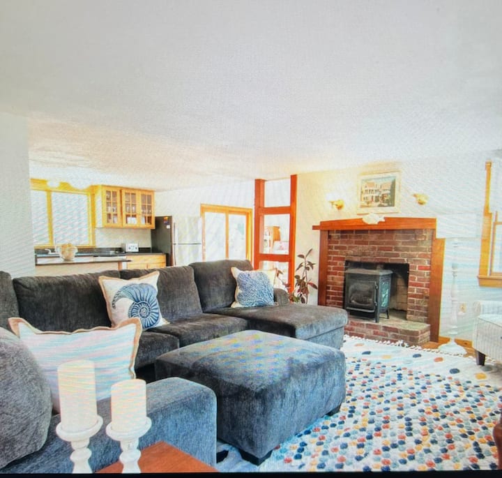 New Listing 1 Mile From Ocean! Wellfleet Oasis - Wellfleet, MA