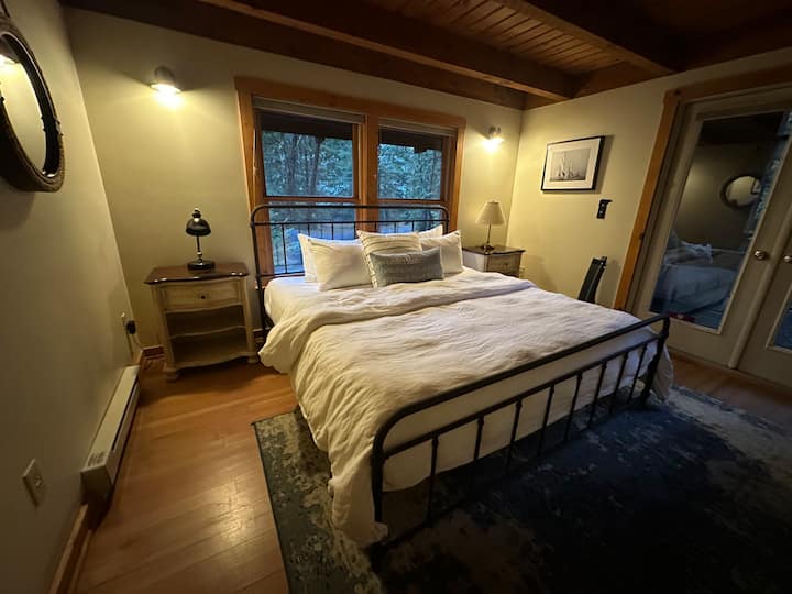 საძინებელი 1