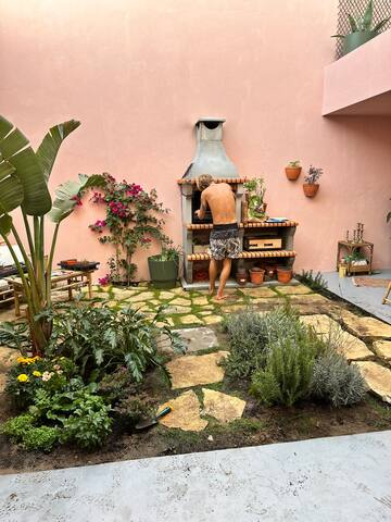 Luxury Villa in Oeiras Old Town gallery image 3