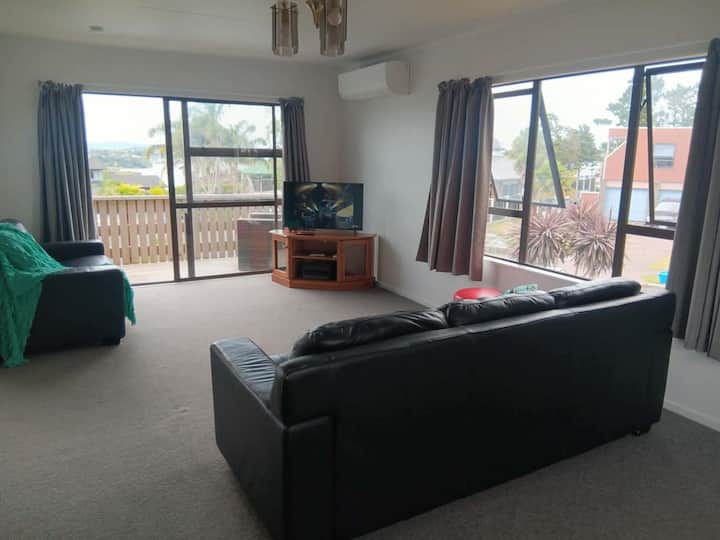 Quiet Onerahi Cul-de-sac Home — 3 Bedrooms - Whangarei