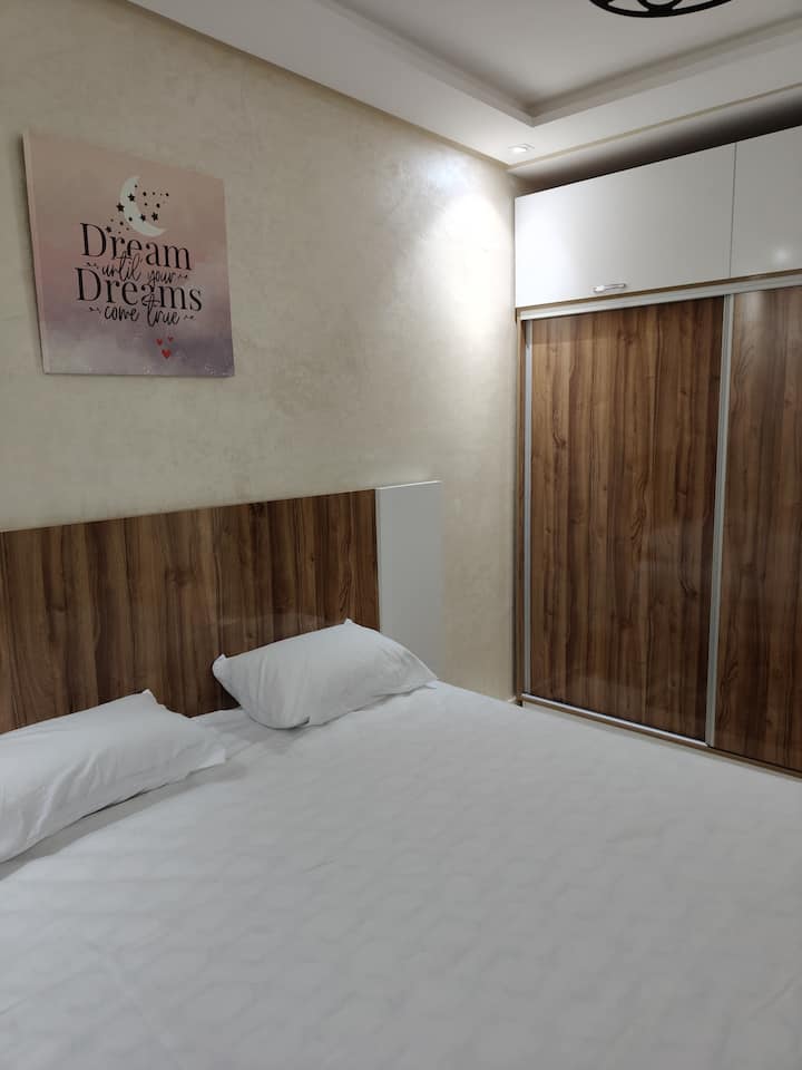 საძინებელი 1