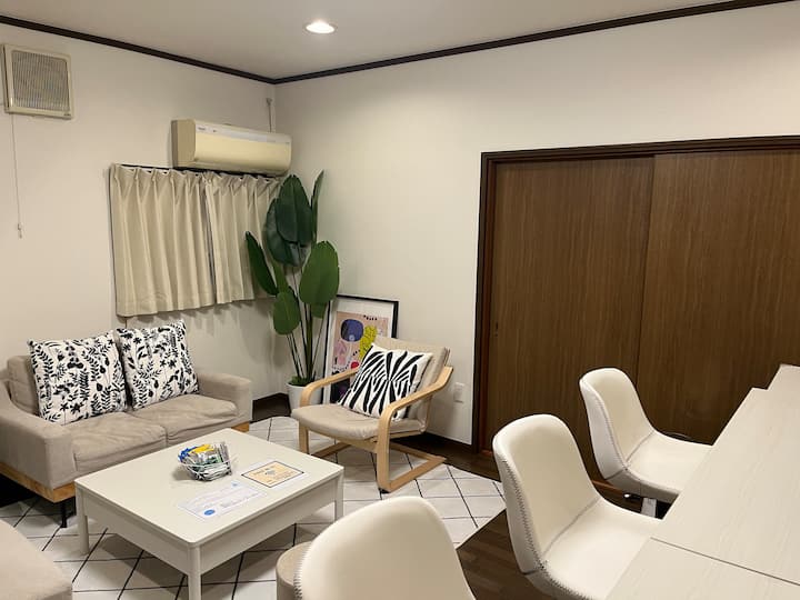 ポプラ　一枚板　ローテーブル　ベンチ　別荘　民泊　レンタルスペース　ホテル ポプラ 一枚板 ローテーブル ベンチ 別荘 民泊 レンタルスペース