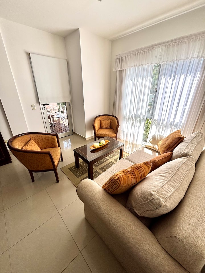 Departamento+cochera+ Balcón Con Parrilla /Centro - Pinamar