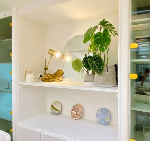 Big 3BR Family Apt | Elevator | Walk to MRT & 101 gallery image 4