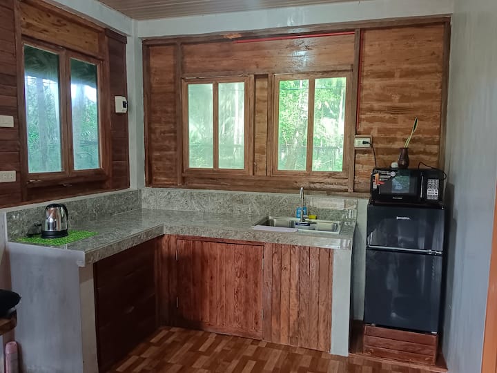 Cozy Modern Kubo: Near Beach, Surfing Hub. - Filipinas