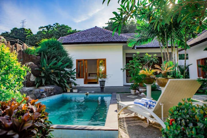 Villa Sutra 3 Bedrooms Private Villa In Lovina - Singaraja