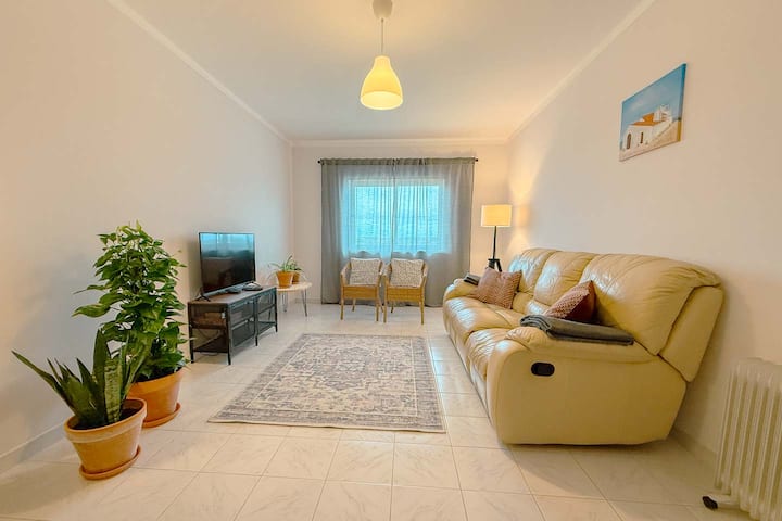 Beatriz Apartment, Ferrel: 2 Bedrooms, Balcony - Ferrel