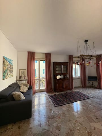 Le Arche Verona managed Airbnb listing 3