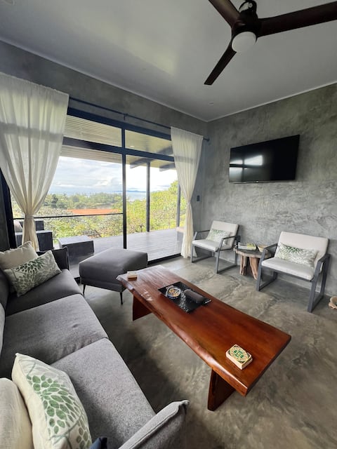 Modern, Peaceful Torio Treasure