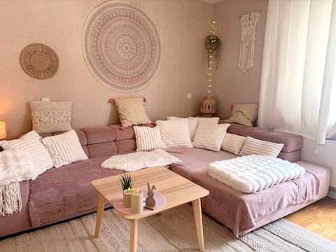 Popular Airbnb listing: 3-room apartment in the heart of Cologne in Neustadt/Süd