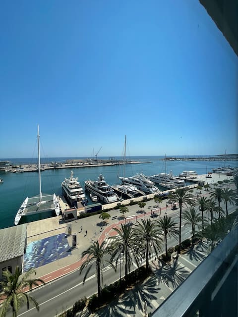 Top Airbnb: Apartment overlooking the port of Dénia en Dénia