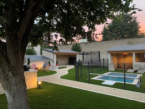 "Le Clos des Fermentins"  Piscine SPA Clim Parking