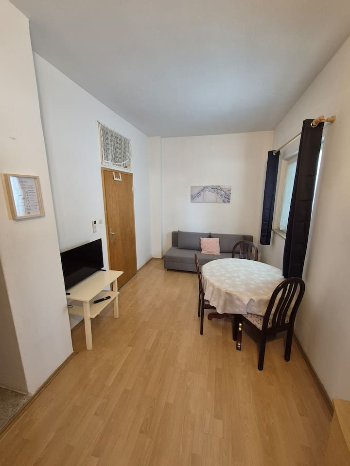 Appartement 2 à 3 Personnes - Tisno
