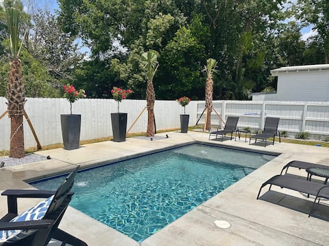 Olde Towne BSL Pool Paradise