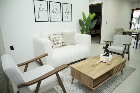 Successful Airbnb property: Depa Camila, with parking downtown in Lagos De Moreno