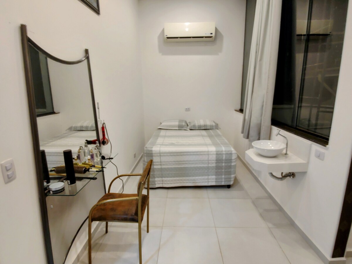 საძინებელი 2