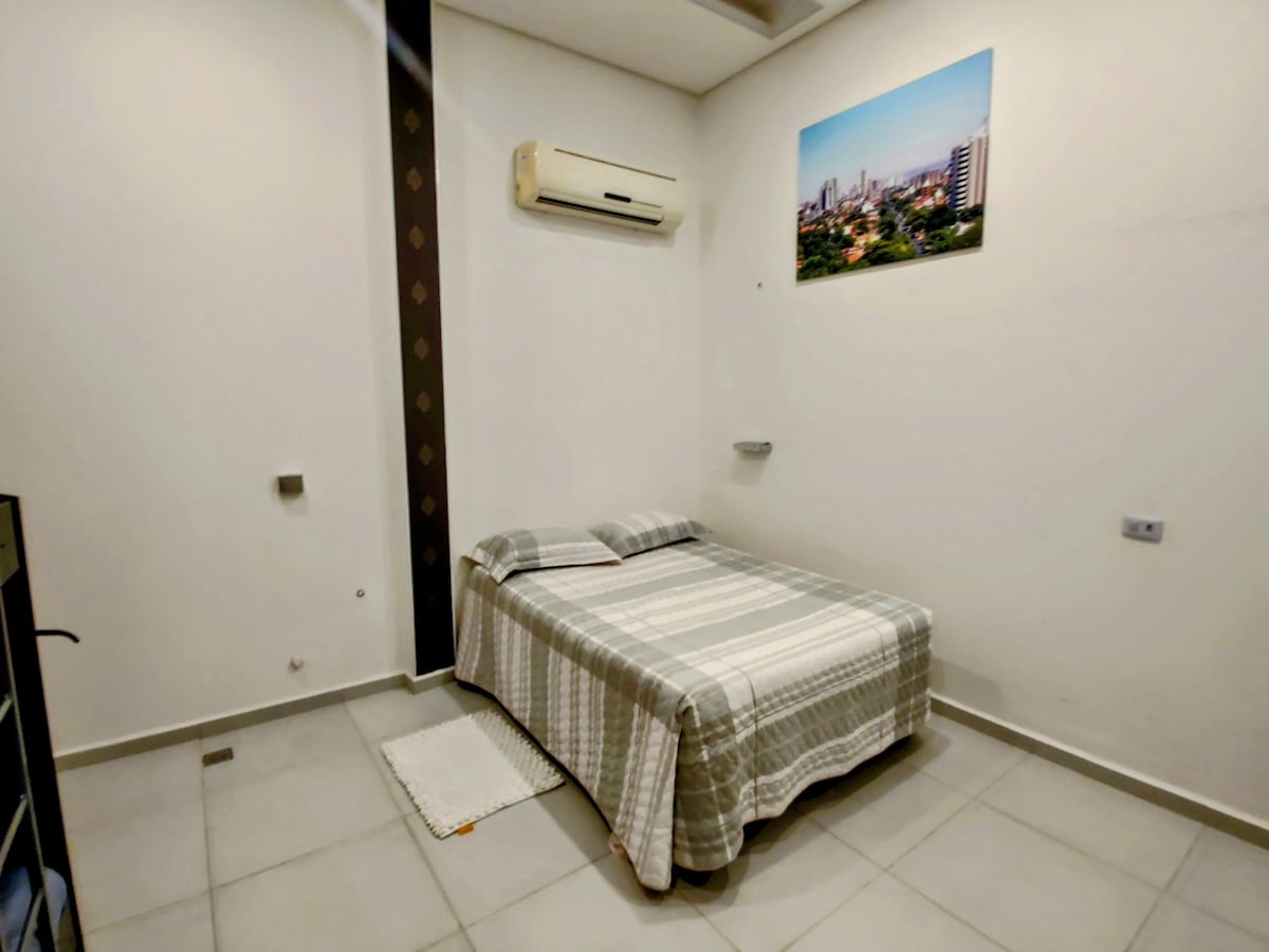 საძინებელი 1