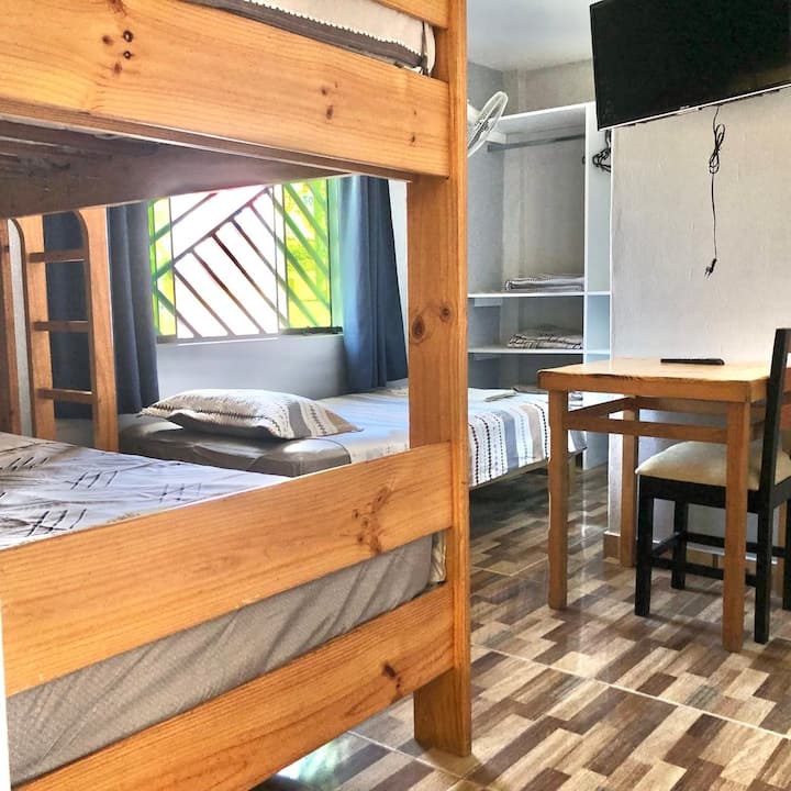 საძინებელი 4