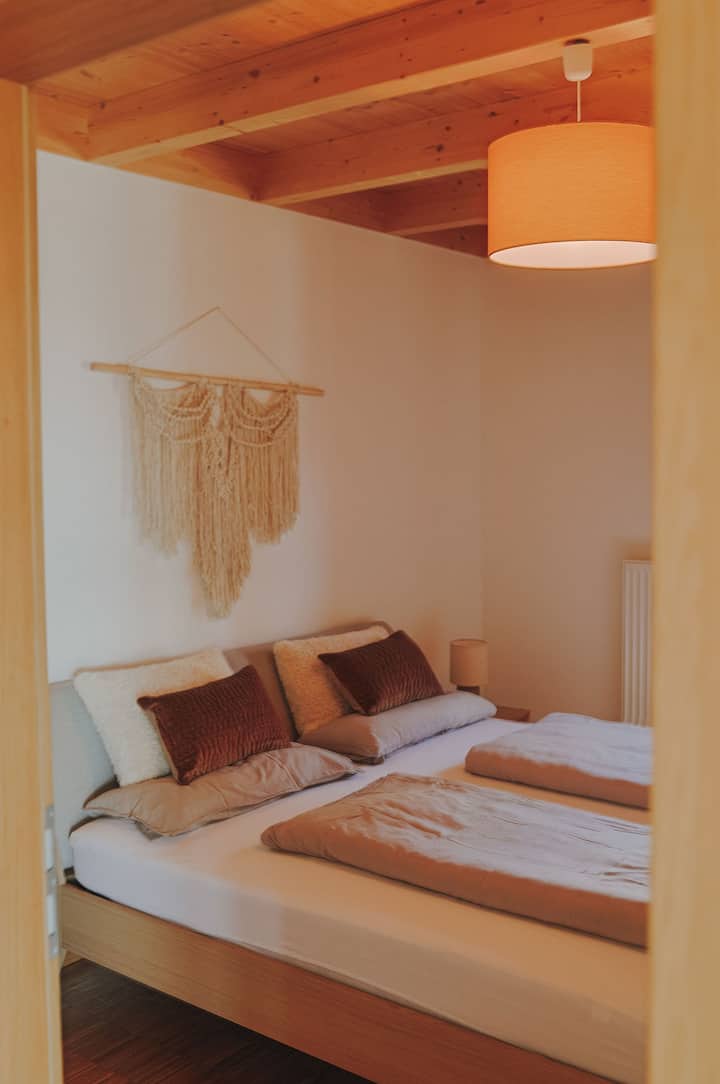 Schlafzimmer 2