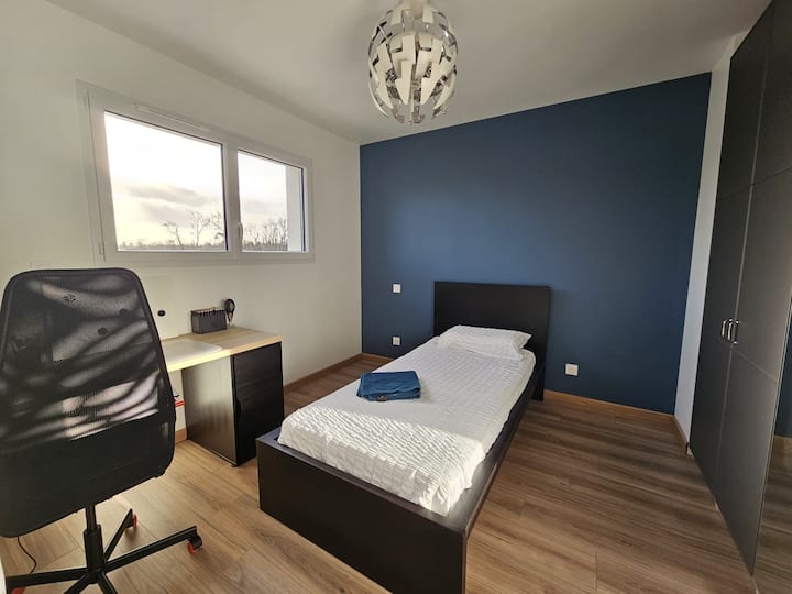 غرفة النوم 2