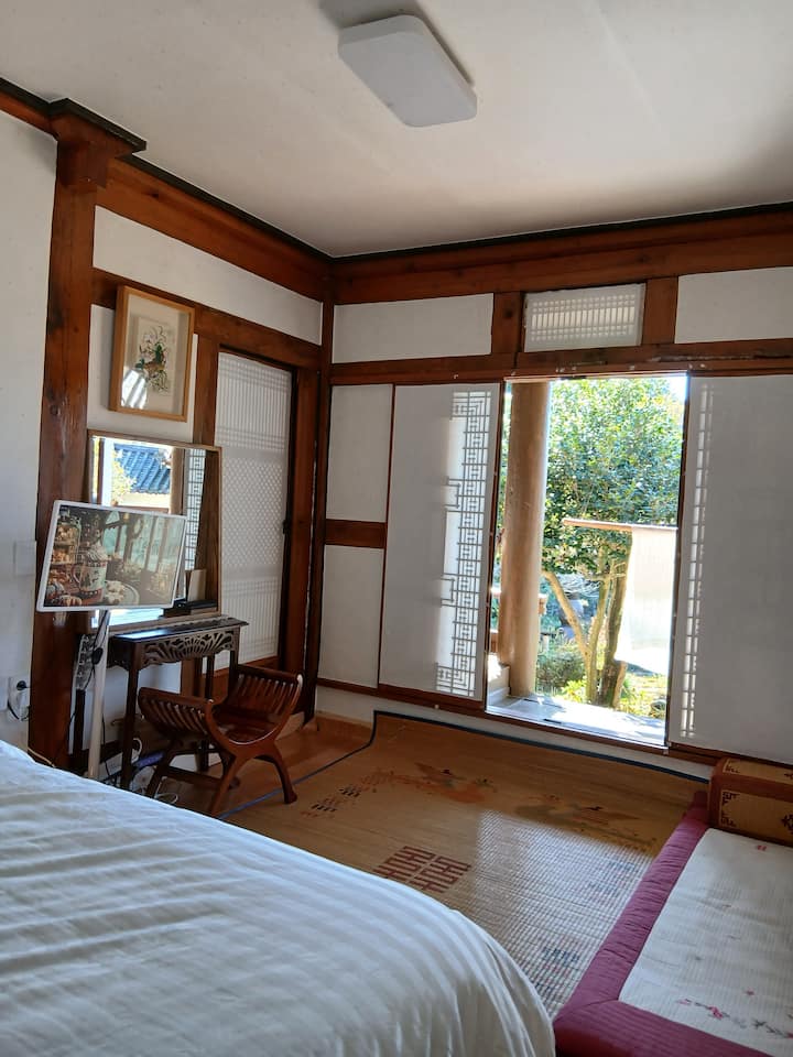 Literie Sonohotel et cuisine coréenne.