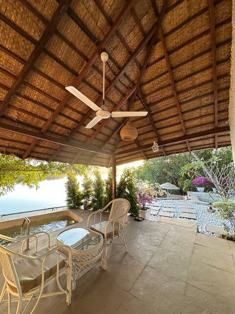 Midsummer night dreams - Riverside